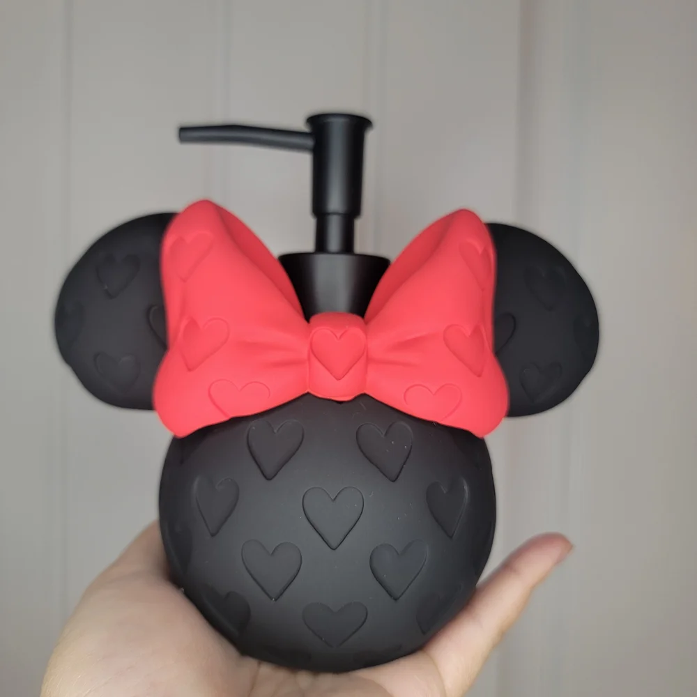 Disney Minnie Mouse Head Red Bow Soap Dispenser With Heart Design NWT